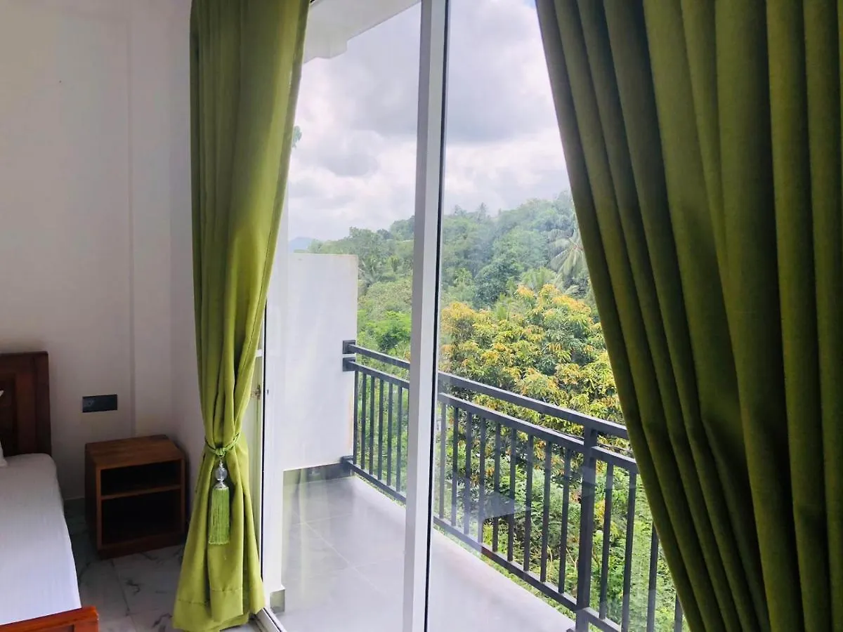 Green Heaven Resort Kandy